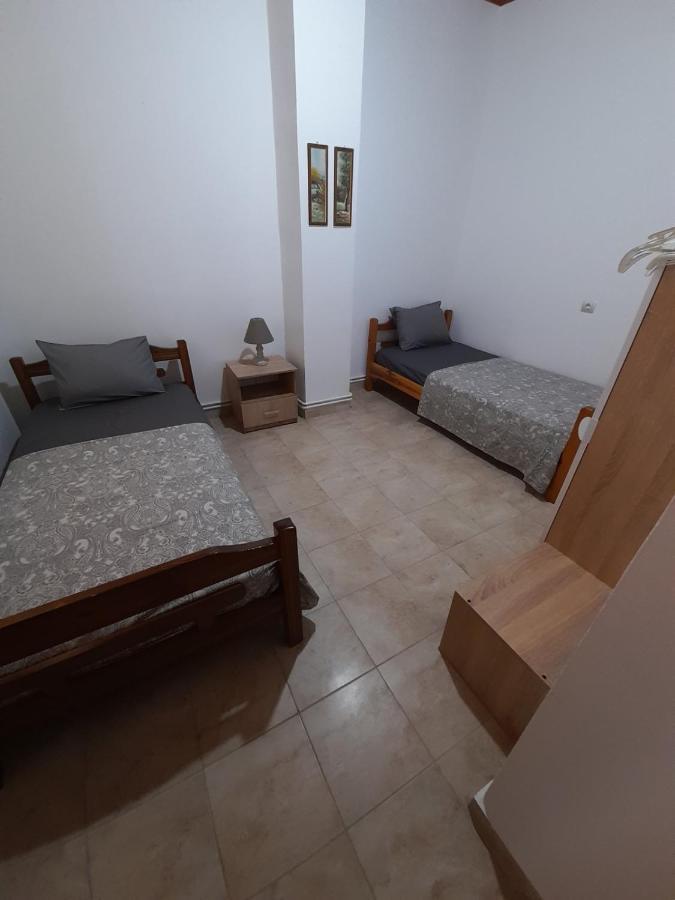 Adorable 2 Floors Two Bedroom Vacation Maisonette Nea Poteidaia Exterior foto