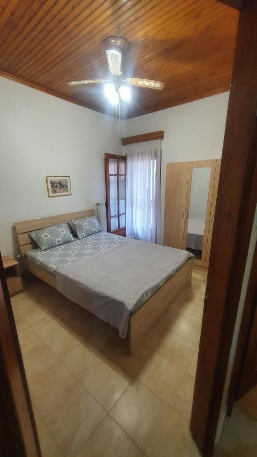Adorable 2 Floors Two Bedroom Vacation Maisonette Nea Poteidaia Exterior foto