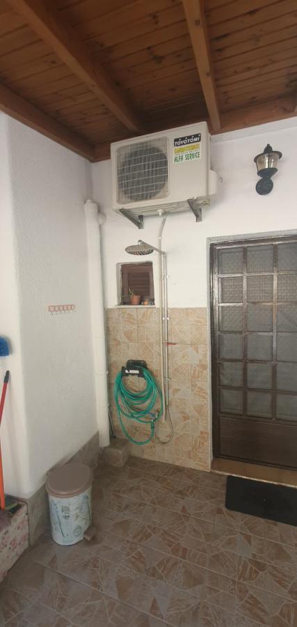 Adorable 2 Floors Two Bedroom Vacation Maisonette Nea Poteidaia Exterior foto